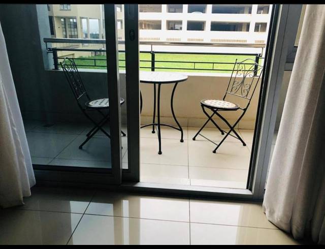 2 BEDROOM APARTMENT FOR SALE IN UMHLANGA RIDGE
